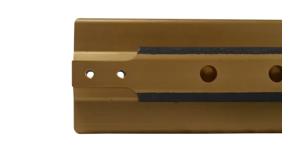 MC62557-004_TOP_SEAT_TRACK_PIPER
